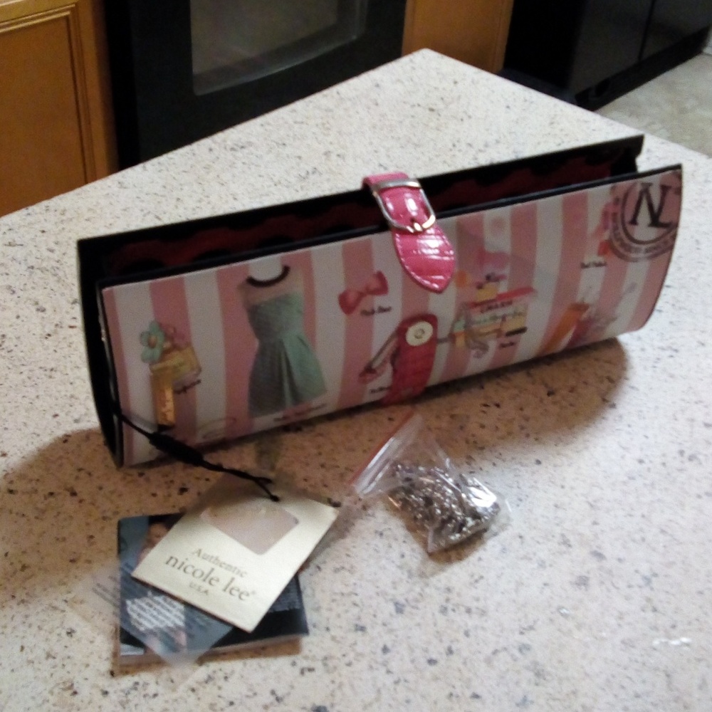 Nicole Lee Purse